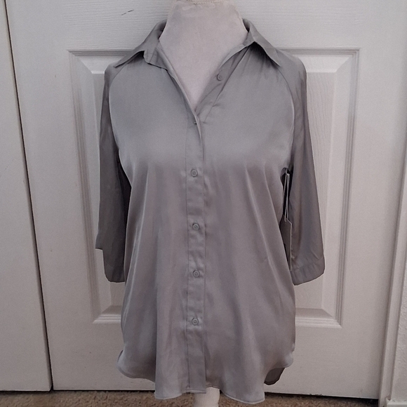 Worthington Tops - NWT Worthington Gray Shiny Button Down Shirt Size XS